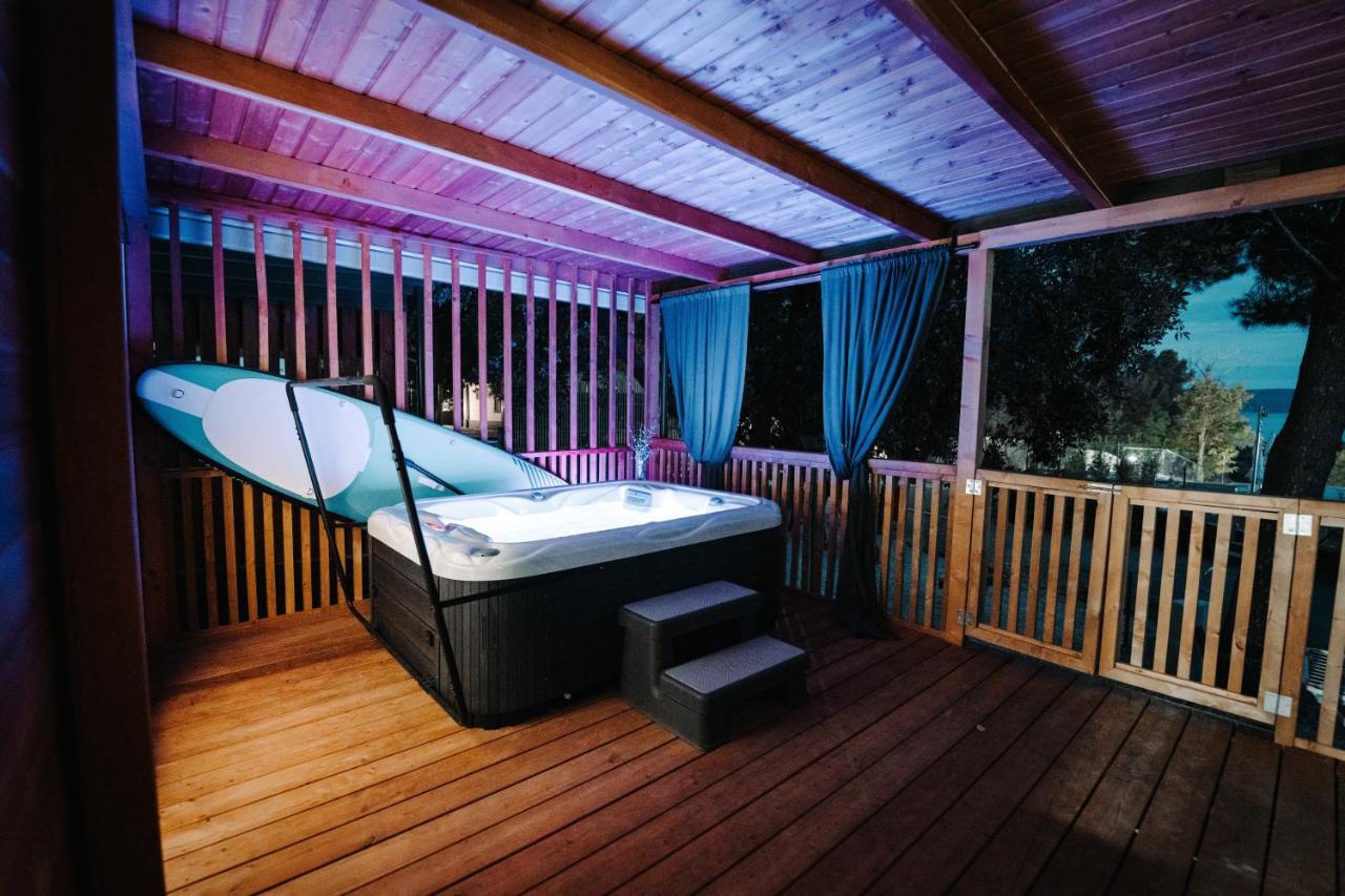 Sea House Shade, Pool & Jacuzzi - Privilege Point Camping & Villas Selce Exterior photo
