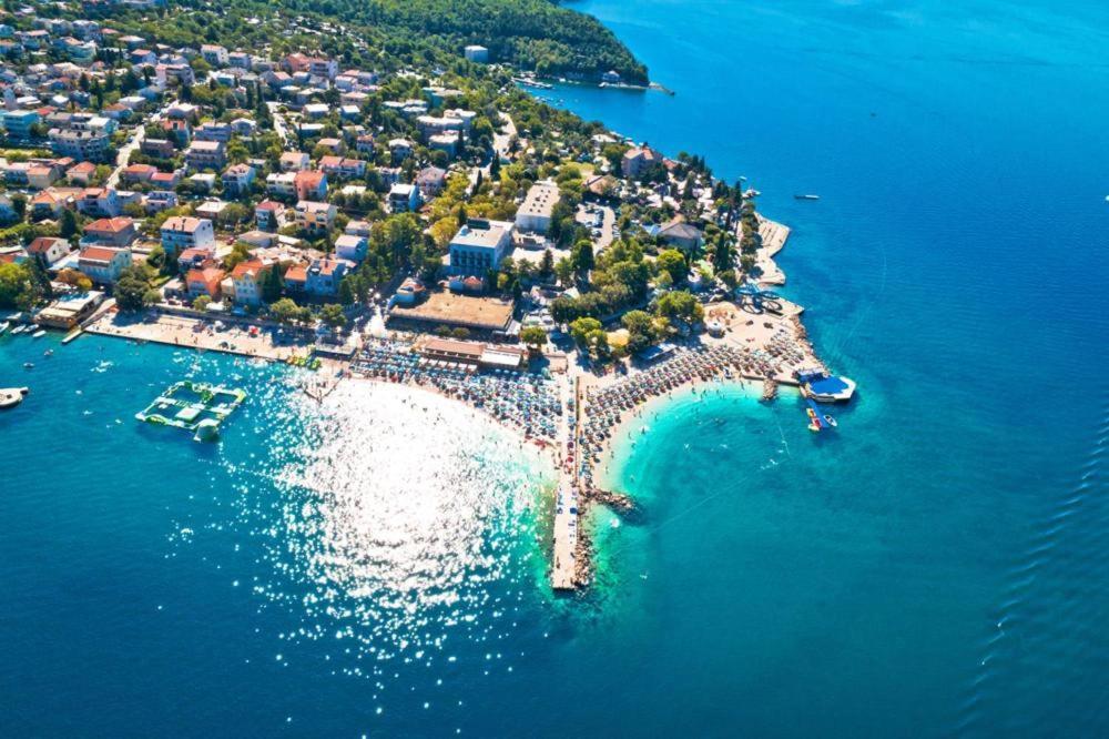 Sea House Shade, Pool & Jacuzzi - Privilege Point Camping & Villas Selce Exterior photo